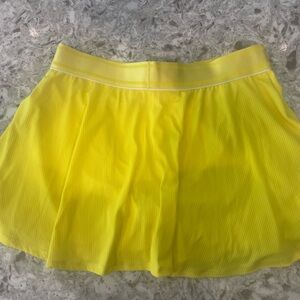 Nike yellow tennis skirt - no pockets only worn twice